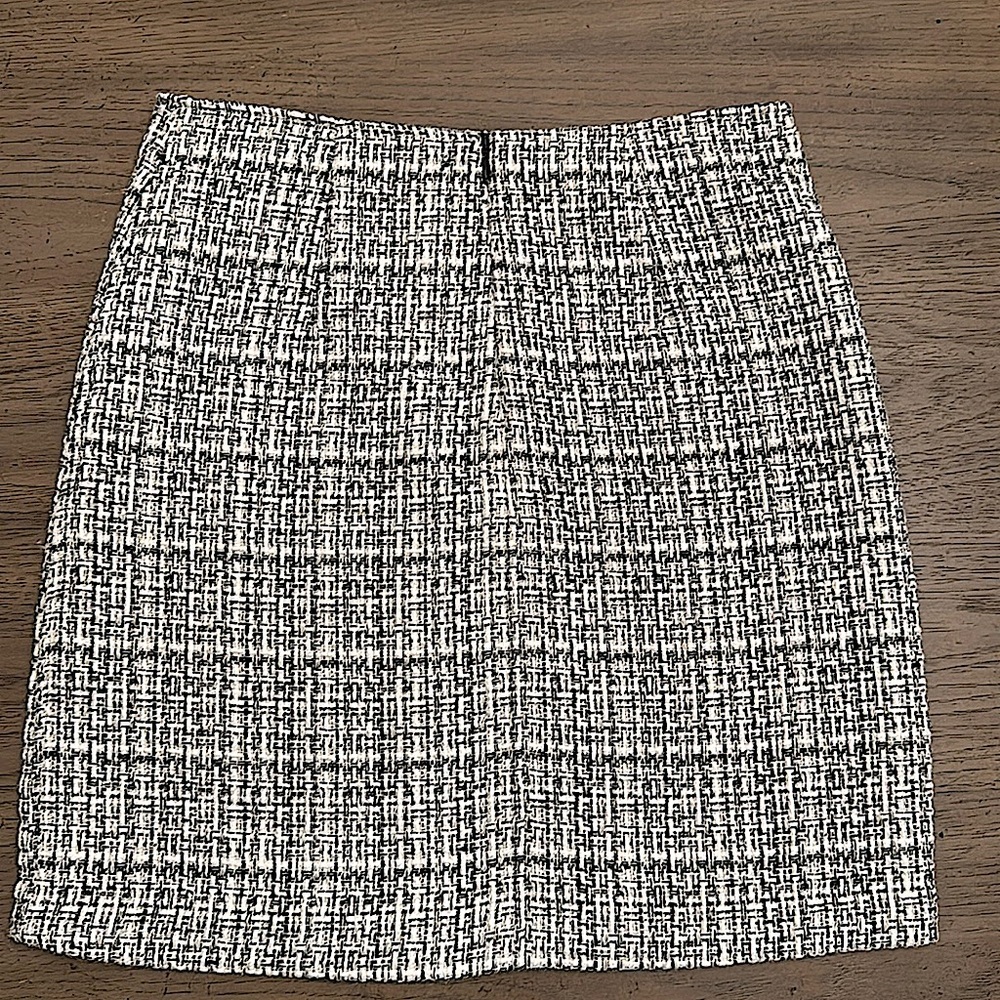 Women’s Rachel Zoe Tweed Skirt Black and White Brand NEW No Tags Size 2